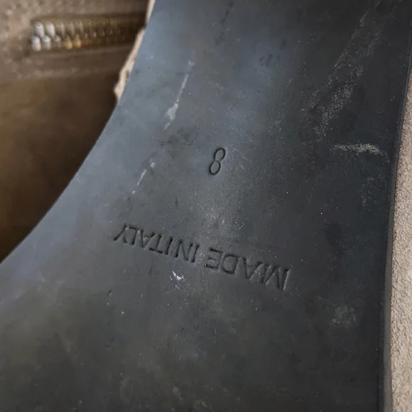 Everlane The Boss Gray Suede Leather Boots | Size 8 - Picture 11 of 11